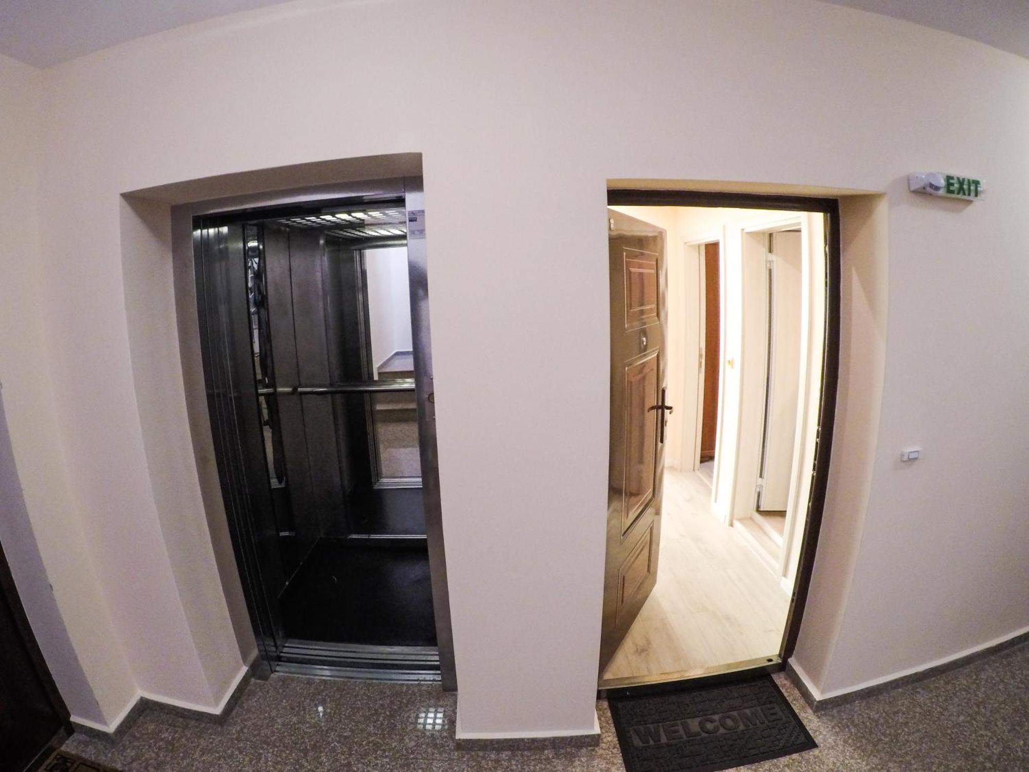 Grand Apartment Bogoridi - Top Center Near To Sea And Sea Garden Бургас Экстерьер фото